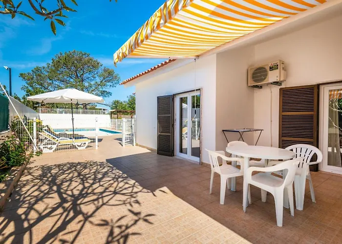 Nyaraló Solar Do Castelo With Pool Albufeira