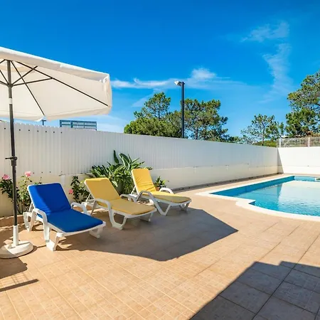 Solar Do Castelo With Pool & Private بيت ضيافة